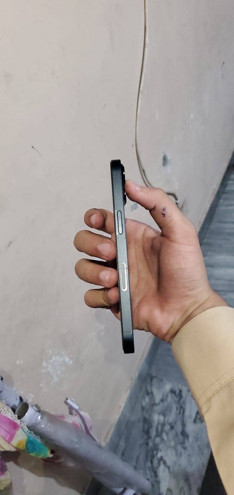 Apple iPhone 13 3