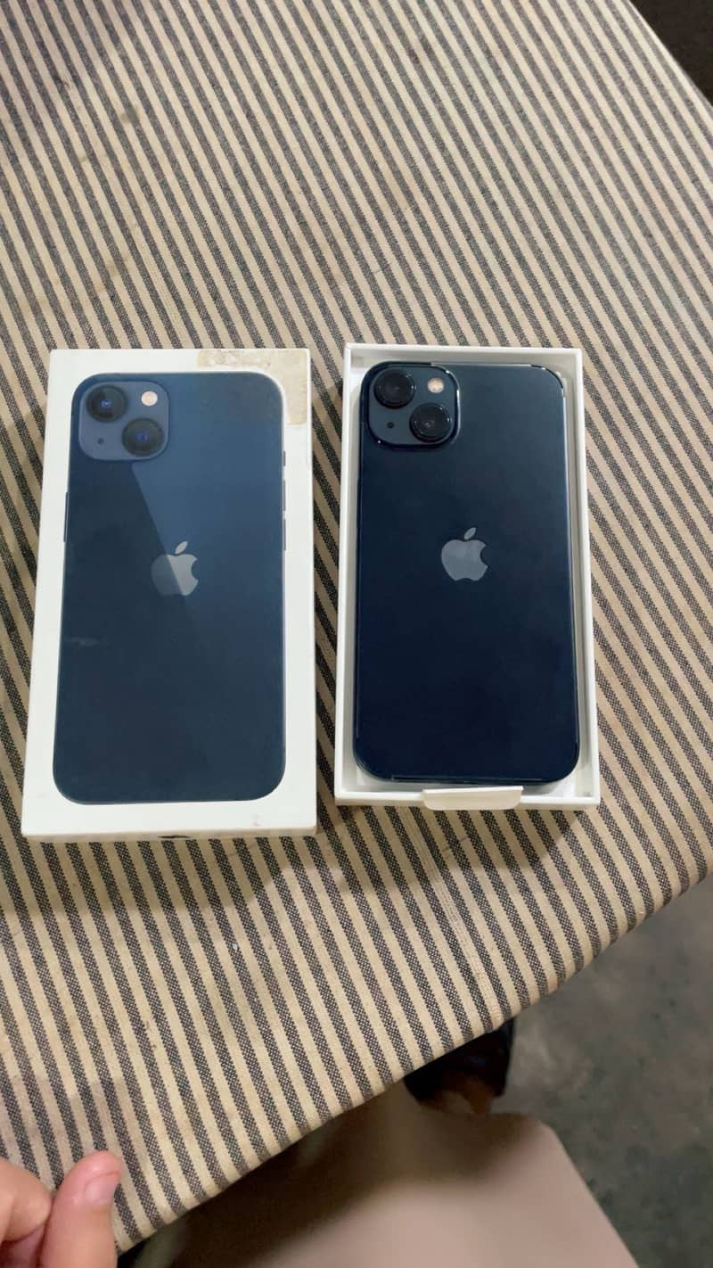 Apple iPhone 13 5