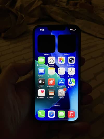 iPhone 16e