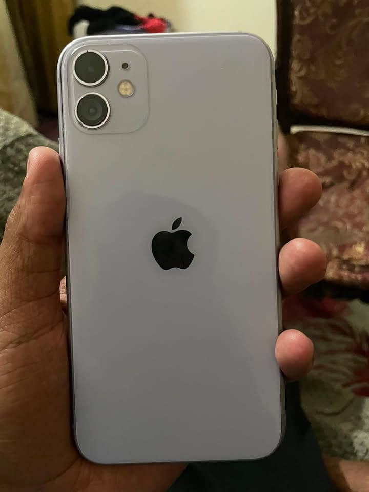 Apple iPhone 11 0