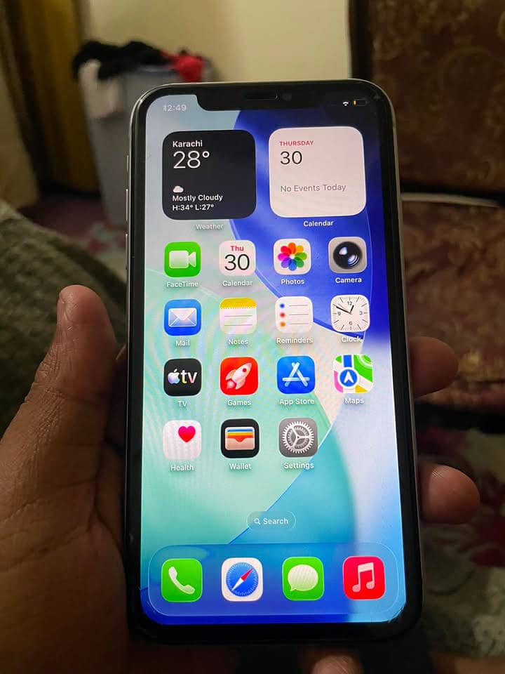 Apple iPhone 11 3