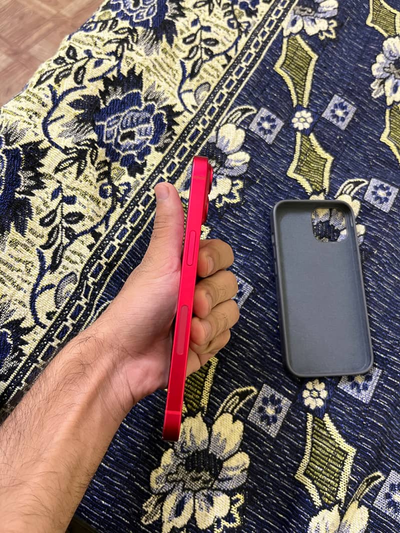 Apple iPhone 14 2