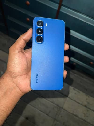 Infinix Hot 60i