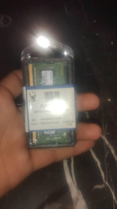 Samsung 8GB ddrr4 2400 mhz laptop ram