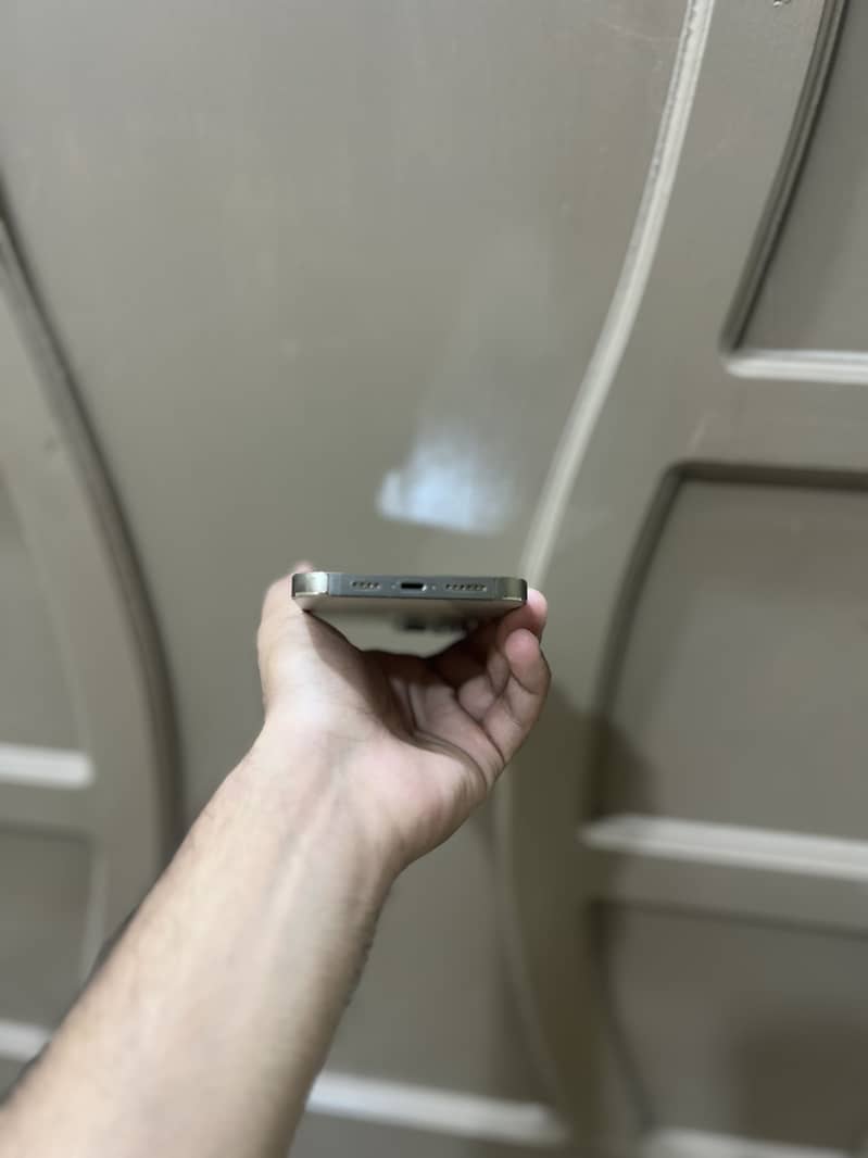 Apple iPhone 14 Pro Max 3