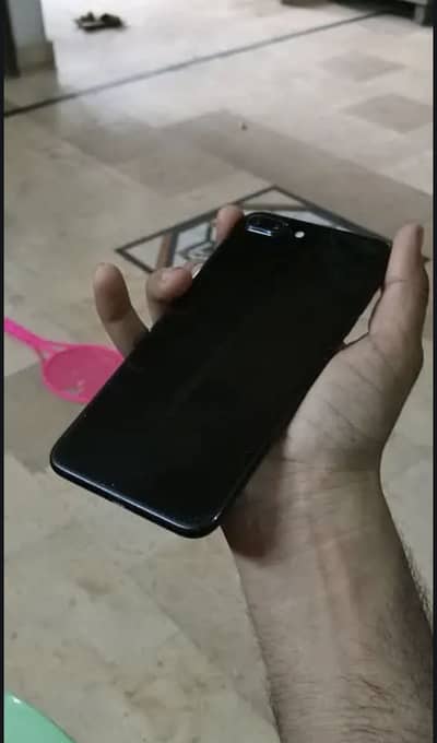 iPhone 7 Plus 128gb official pta exchange posible