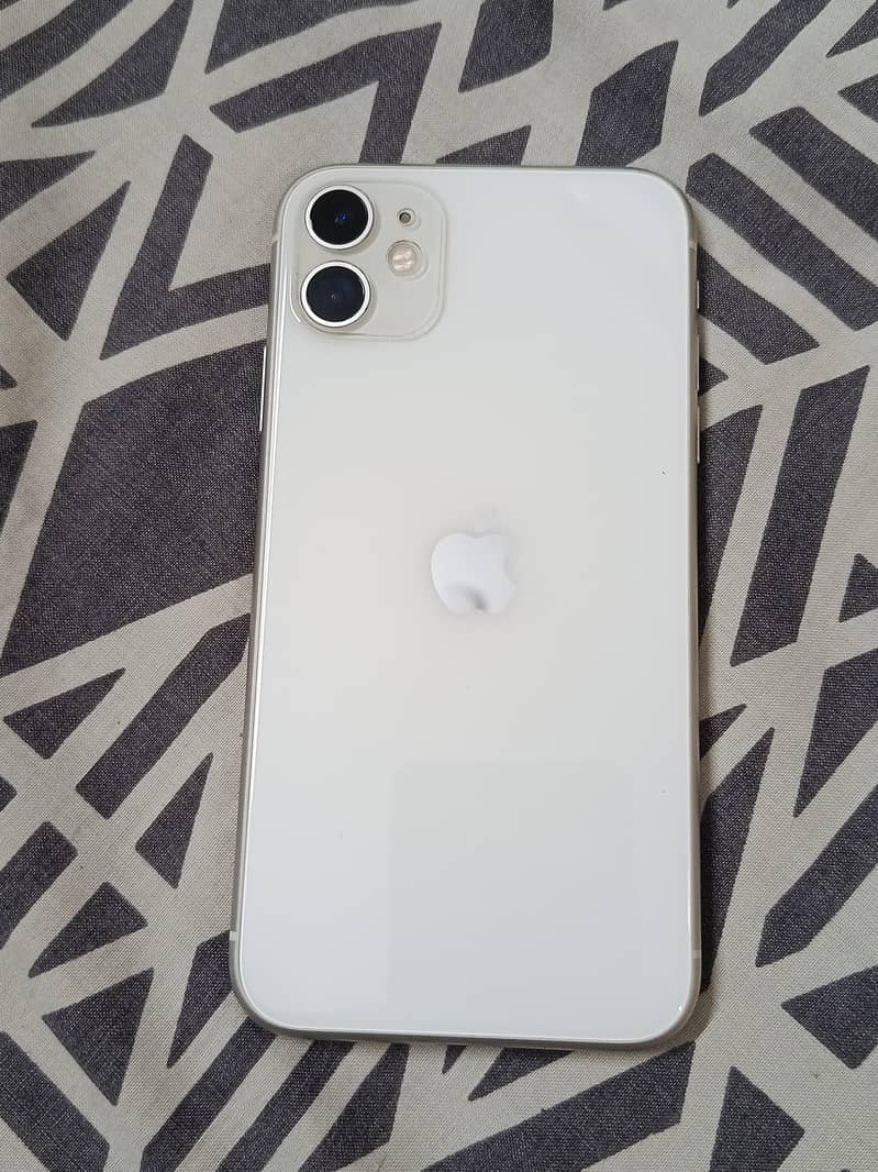 Apple iPhone 11 0