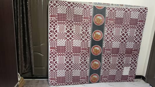 Queen Size Bed Foam Mattress - Fresh Condition & Reasonable Price