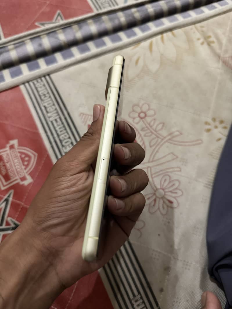 Google Pixel 7 2