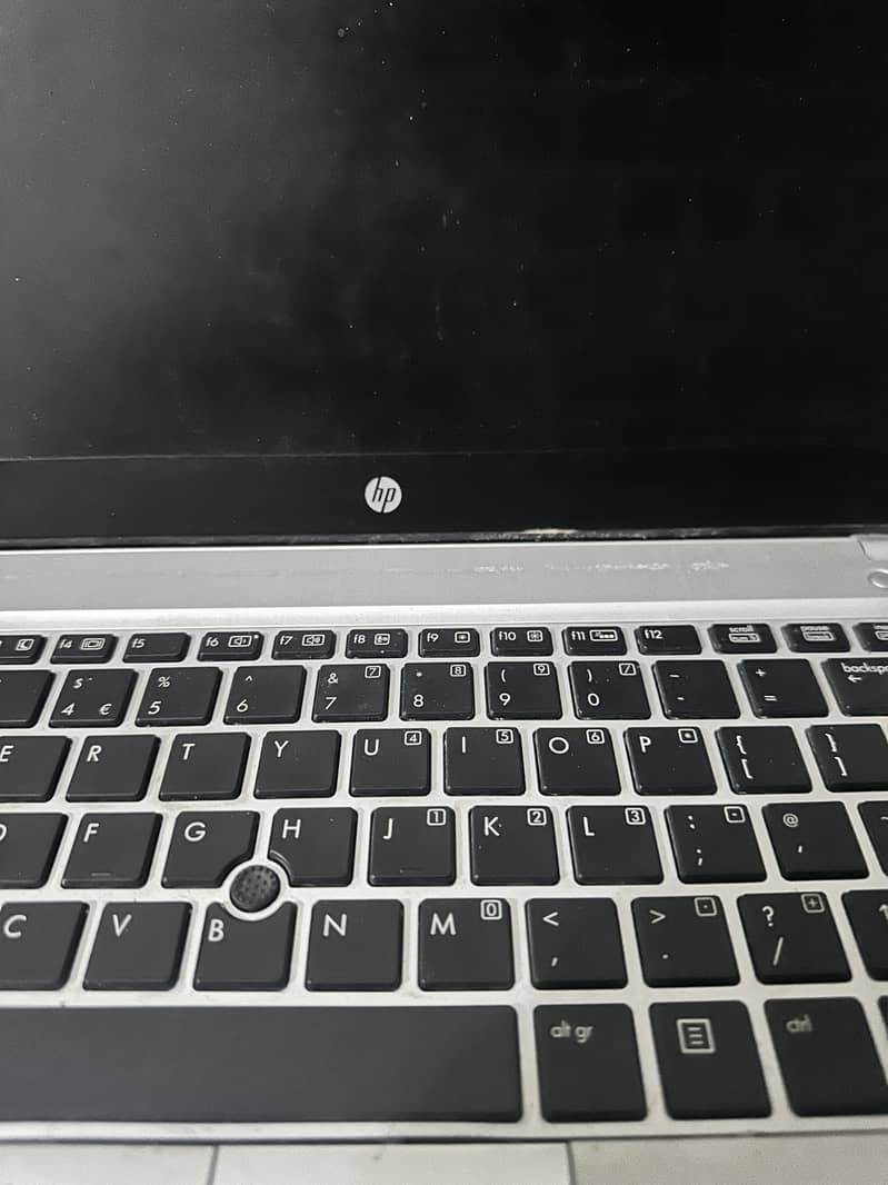 Hp folio i5 3rd generation 1