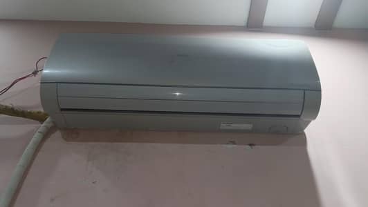 haier 1.5 ton inverter Ac