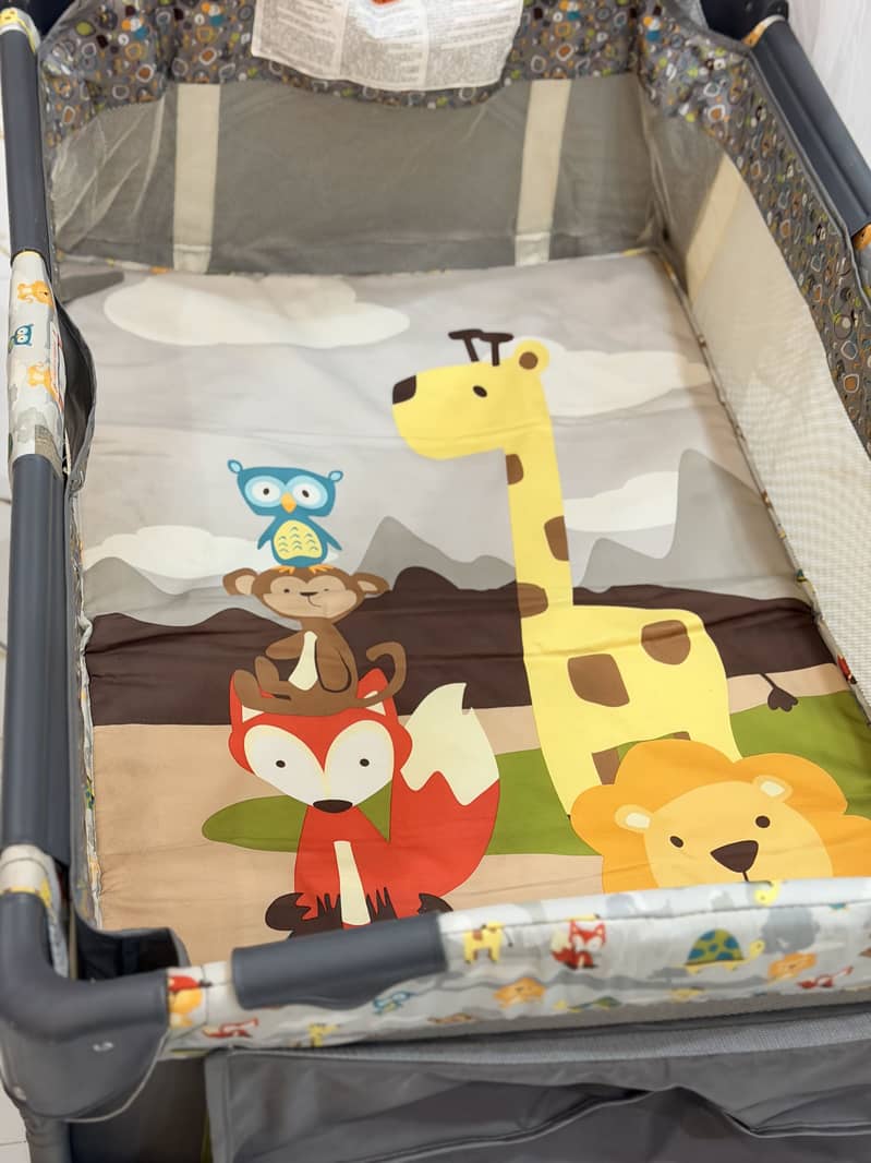 Valdera 4 in 1 Multi-function Playpen 8