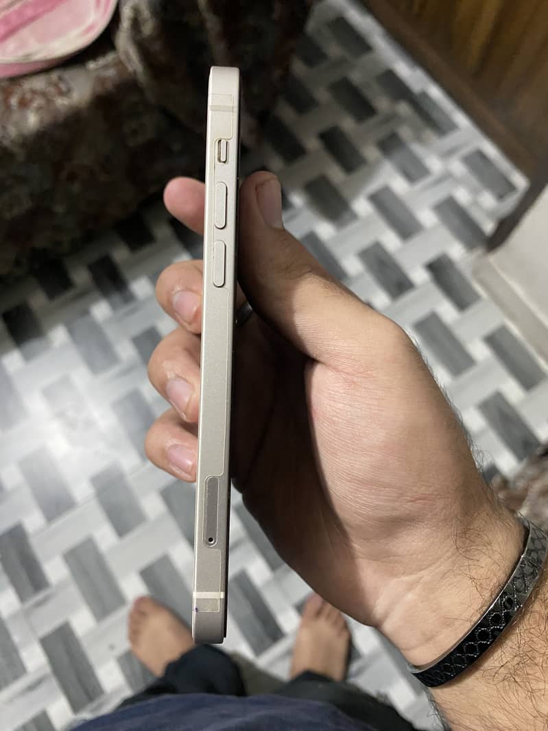 Apple iPhone 12 2