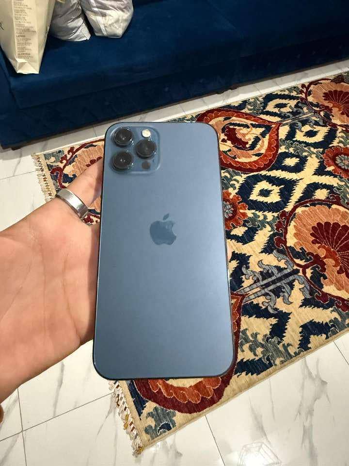 Apple iPhone 12 Pro Max 1