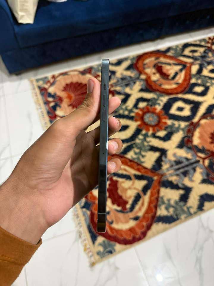 Apple iPhone 12 Pro Max 7