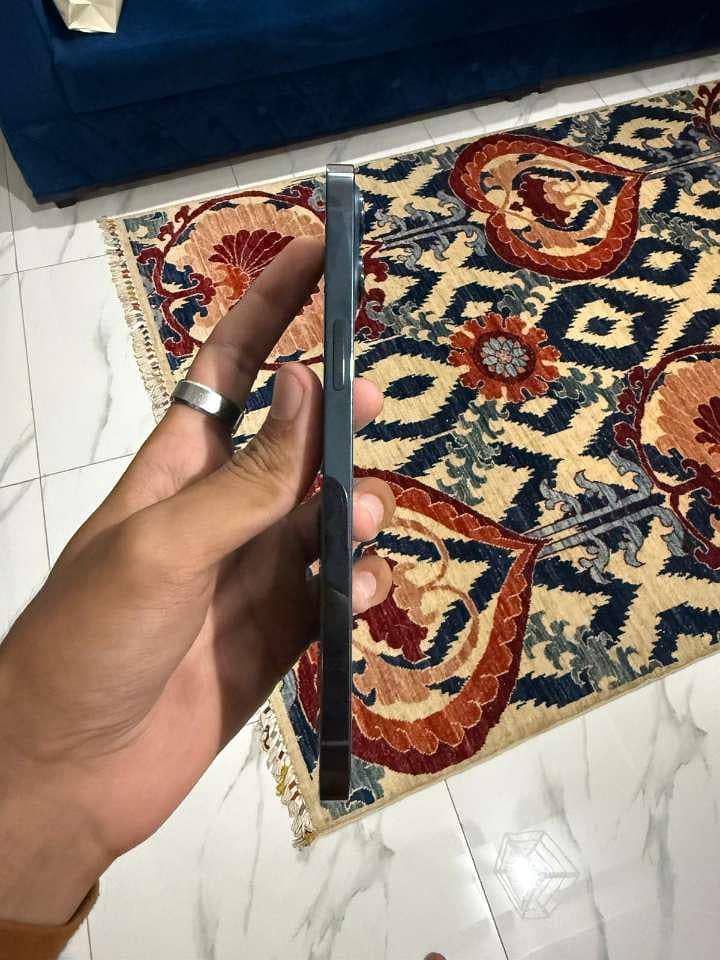 Apple iPhone 12 Pro Max 8