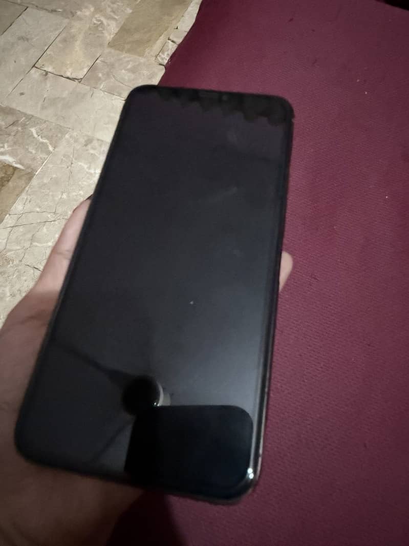 Apple iPhone 11 Pro Max 5