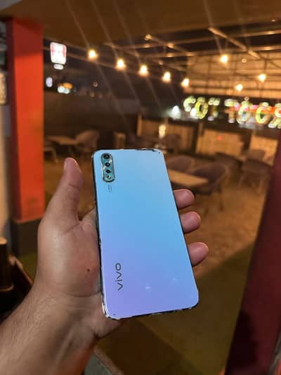 Vivo S1