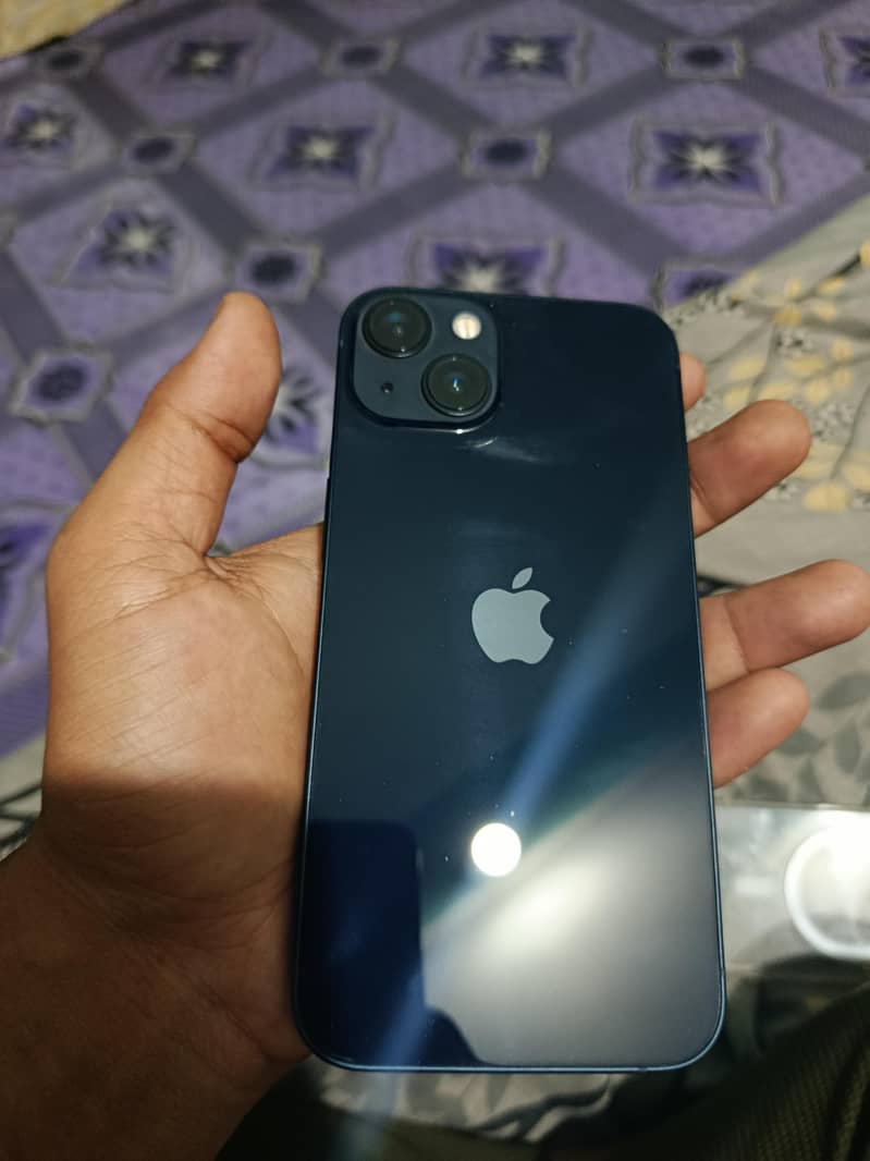 Apple iPhone 13 3