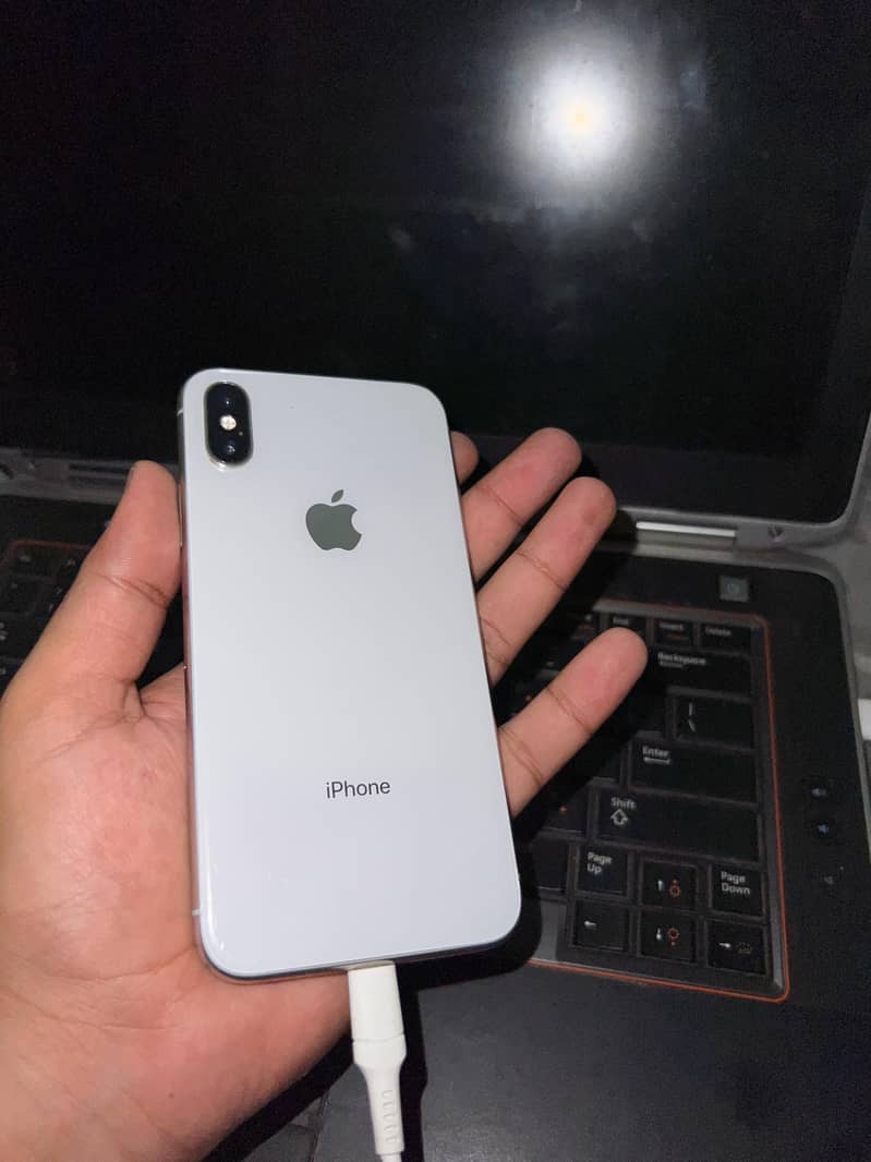 Apple iPhone X 1