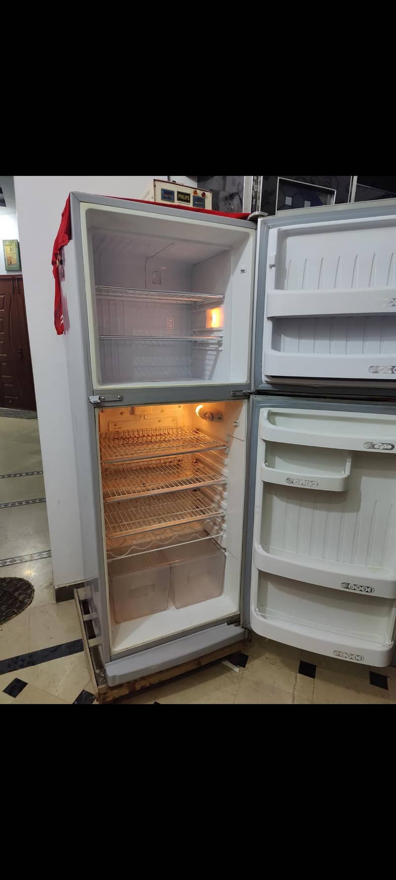 Refrigerator 1