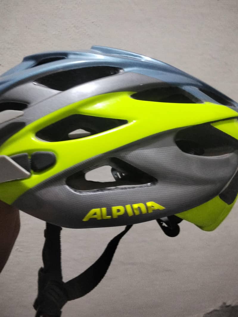 Helmet 1
