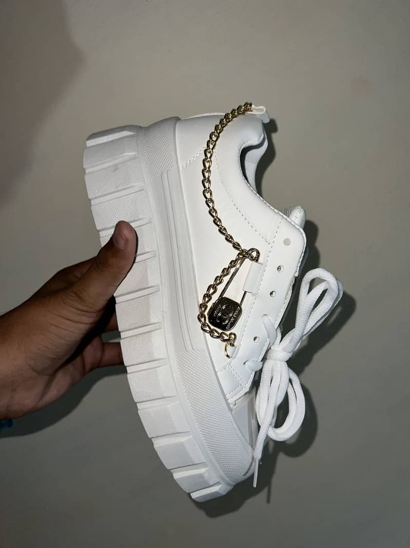 Medicated Boot 1