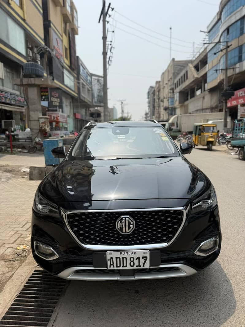 MG HS 2021 1