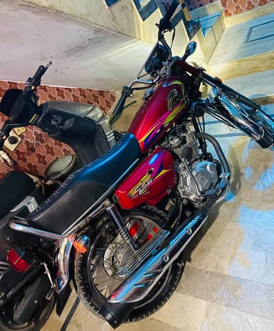Crown 125 Model 2022