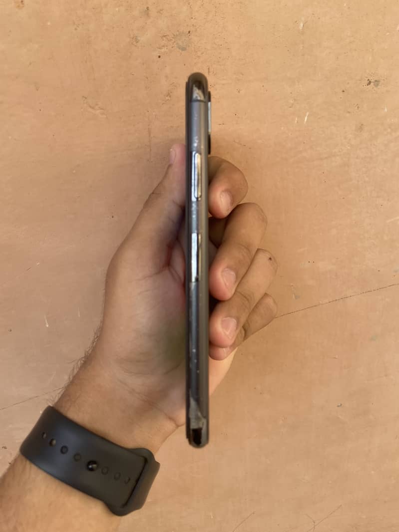 Apple iPhone X 2