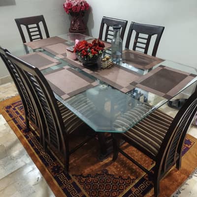 Dining Table for urgent sale