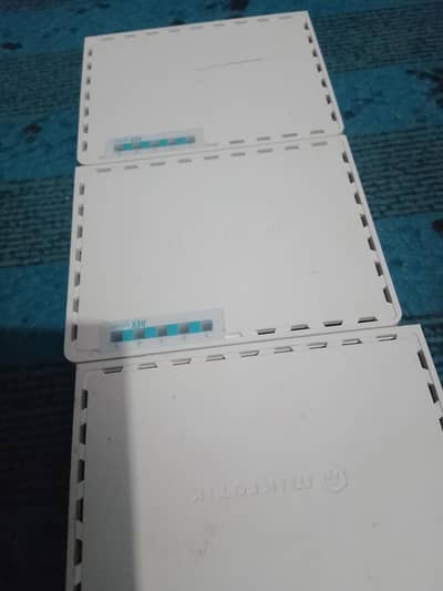 3 microtick router