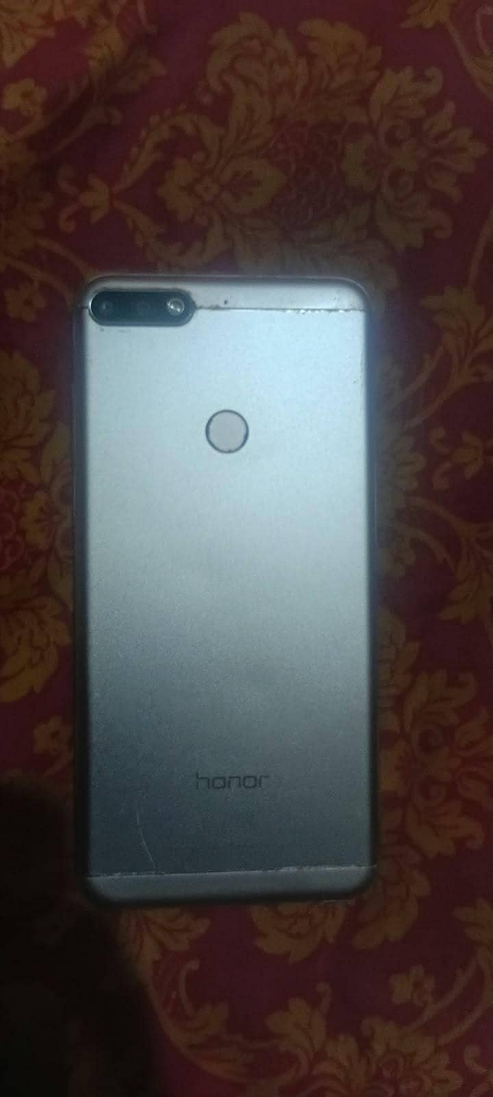 Honor 7C 1
