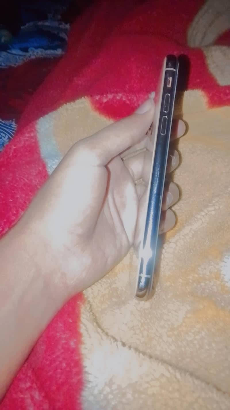 Apple iPhone XS 2