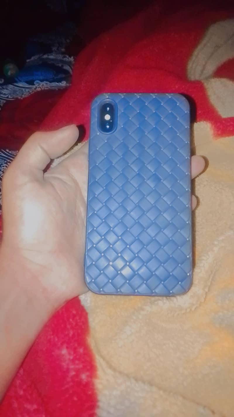 Apple iPhone XS 3