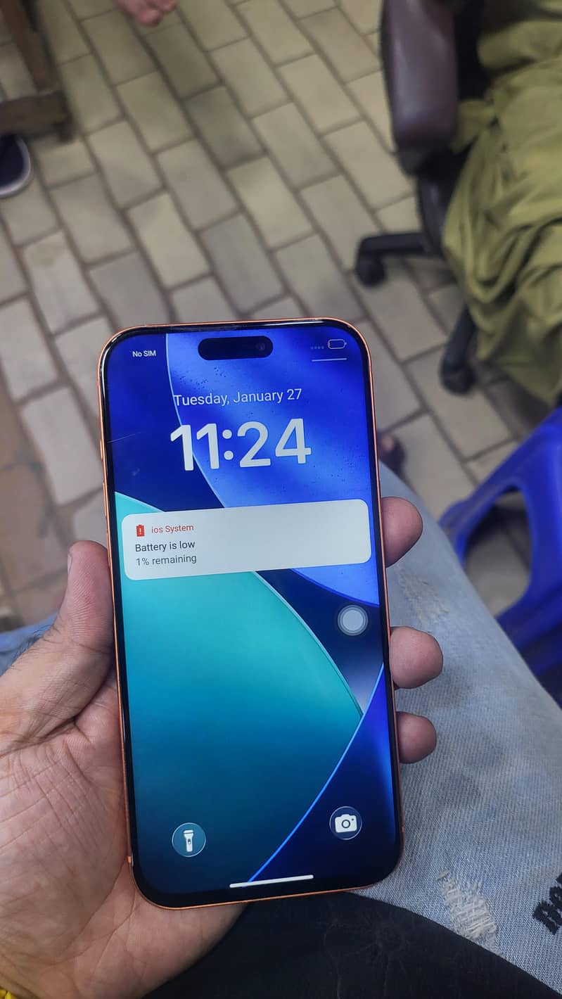 Apple iPhone 17 Pro Max 1