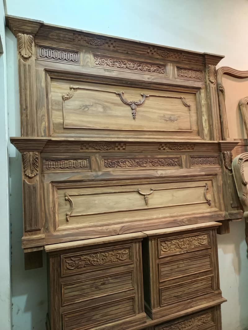 #Bed set#wooden bed#Chinioti bed#sofa#dressing#chairs#king bed#table 5