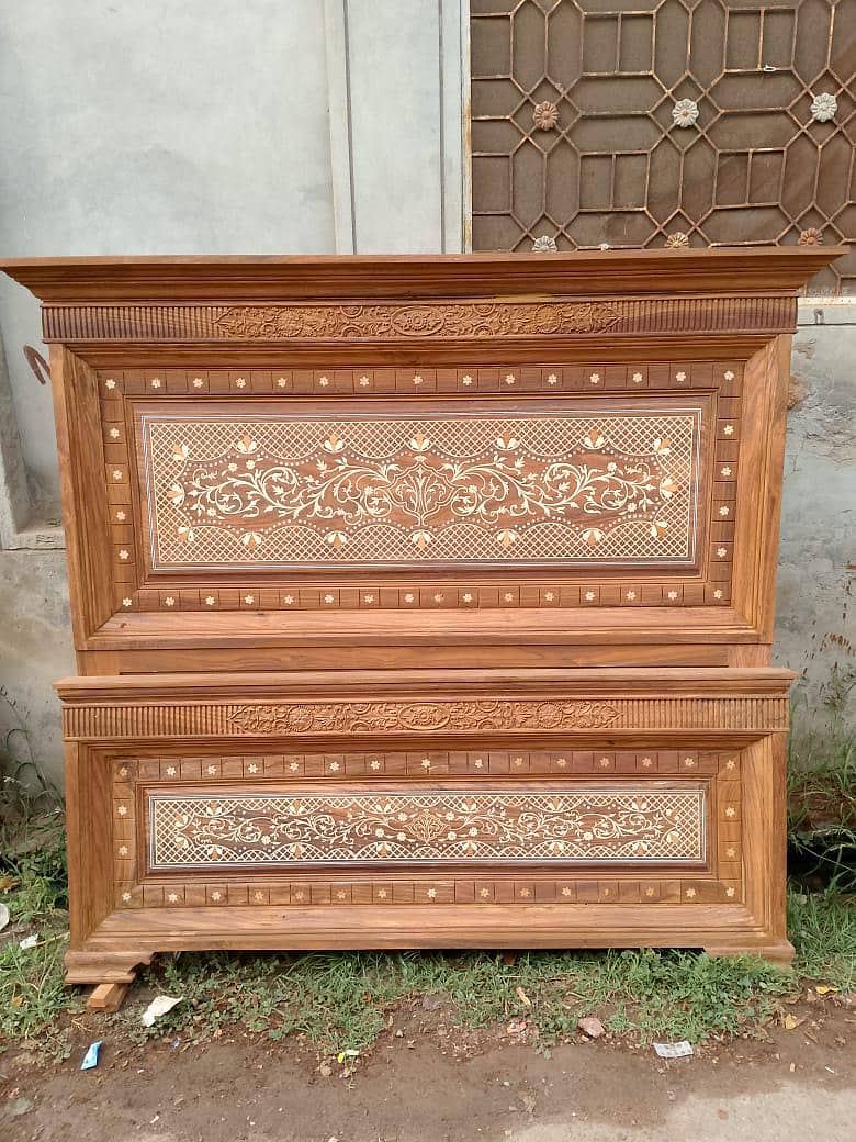 #Bed set#wooden bed#Chinioti bed#sofa#dressing#chairs#king bed#table 9