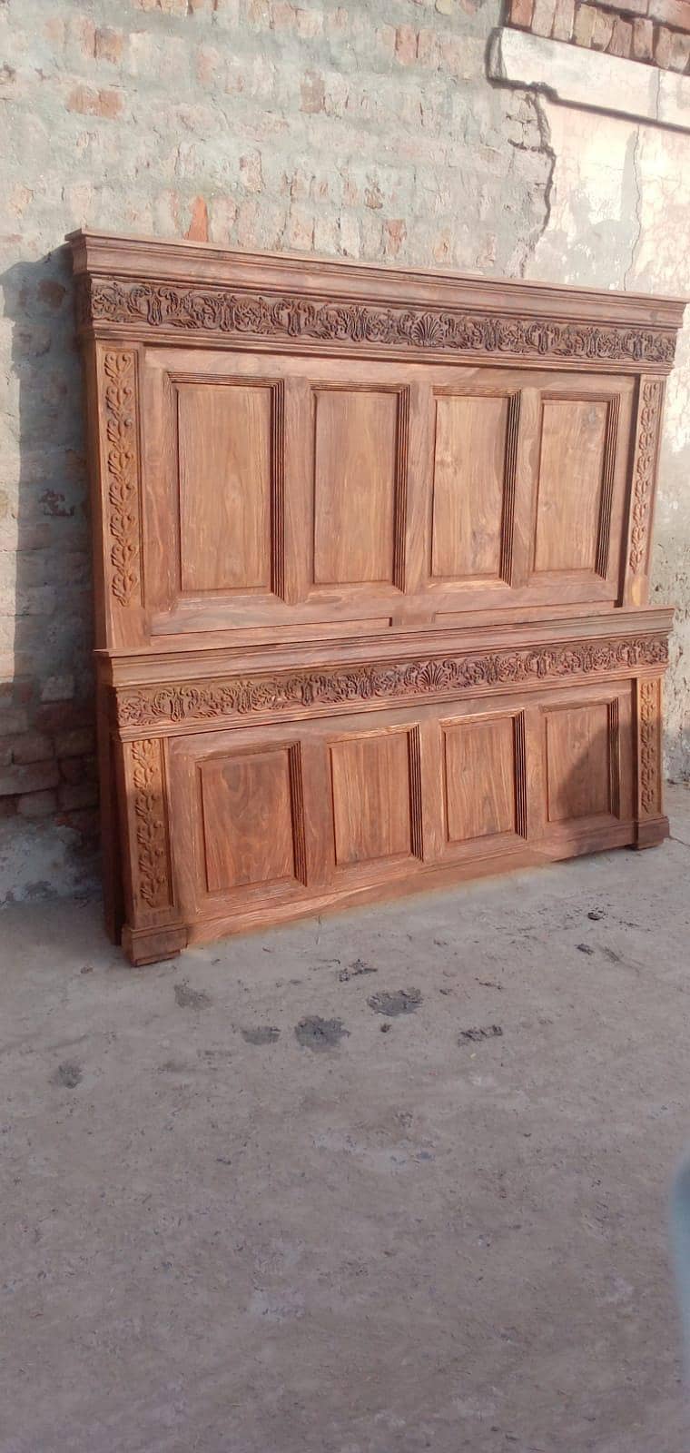 #Bed set#wooden bed#Chinioti bed#sofa#dressing#chairs#king bed#table 12