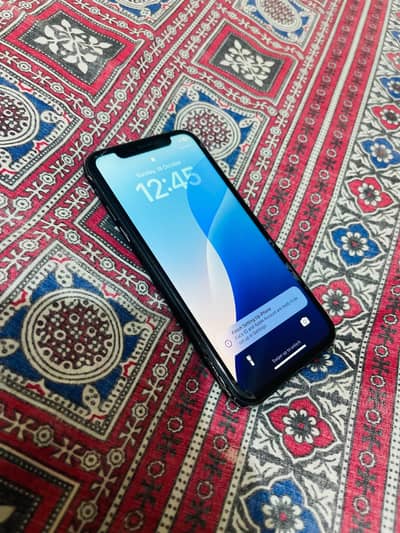 Apple iPhone 11JV total genuine price negotiable on the spot