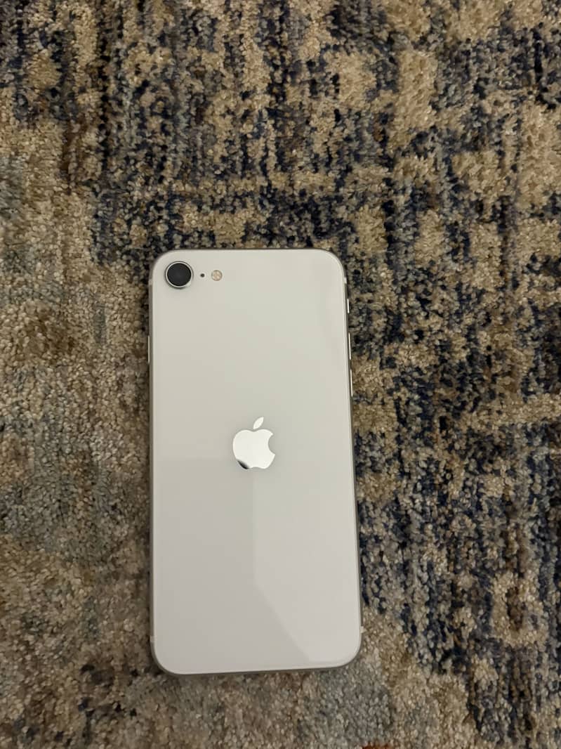 Apple iPhone SE (2nd generation) 7