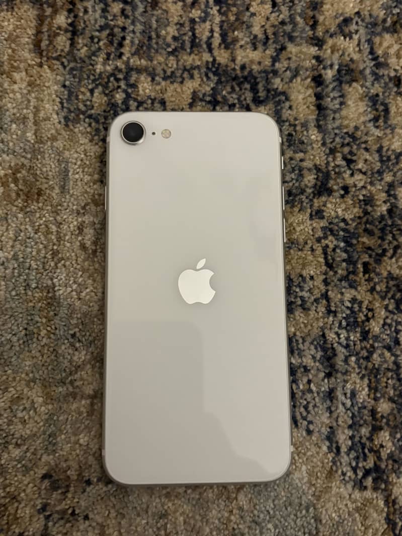 Apple iPhone SE (2nd generation) 8