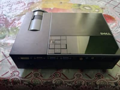 DELL PROJECTOR