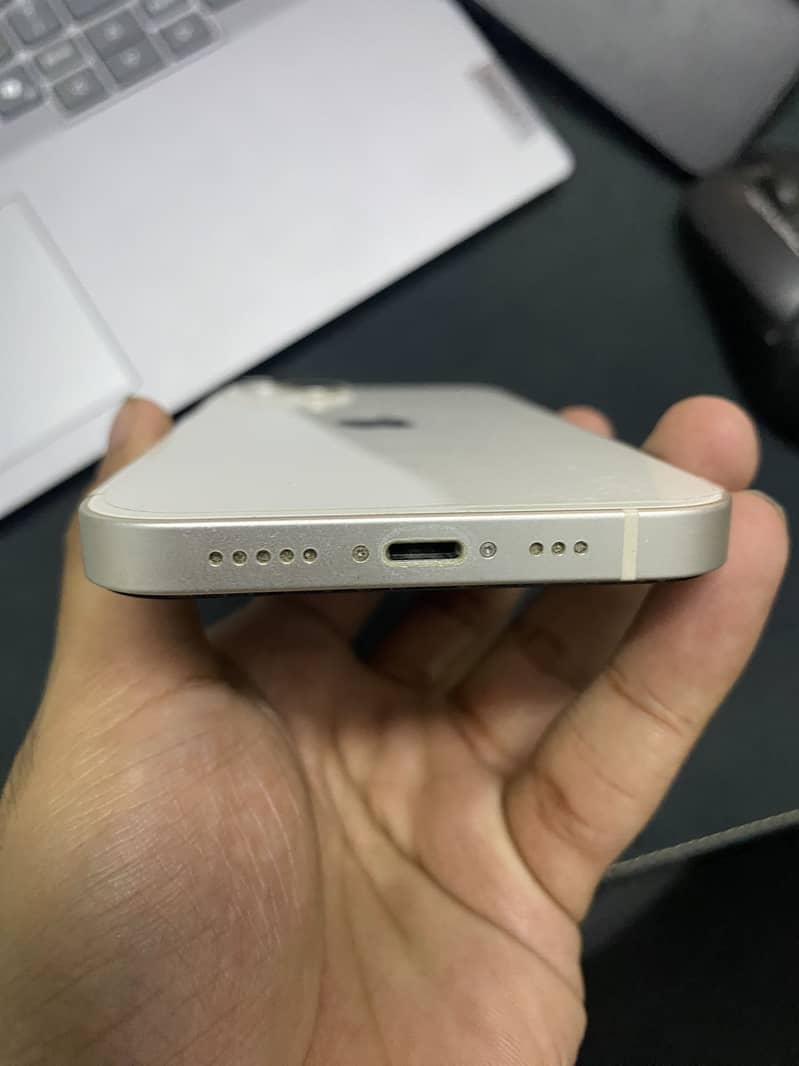 Apple iPhone 13 2