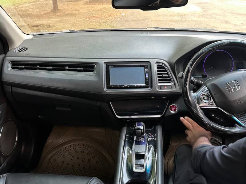 Honda Vezel 2016 4
