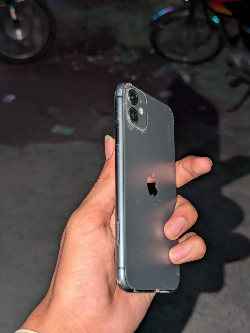 Apple iPhone 11 6