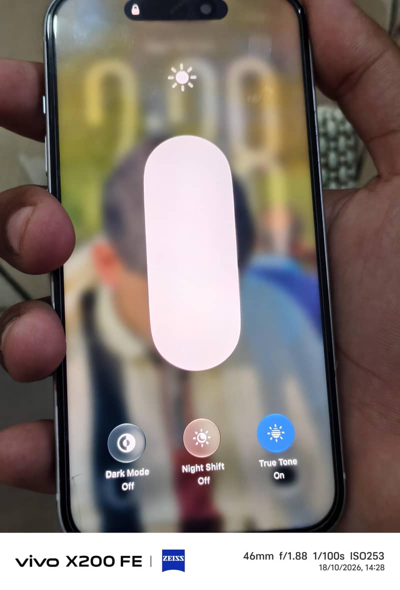 Apple iPhone 15 2