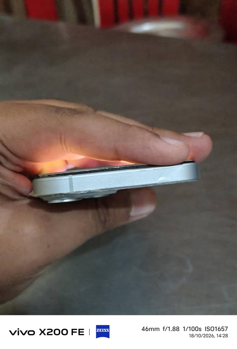 Apple iPhone 15 3