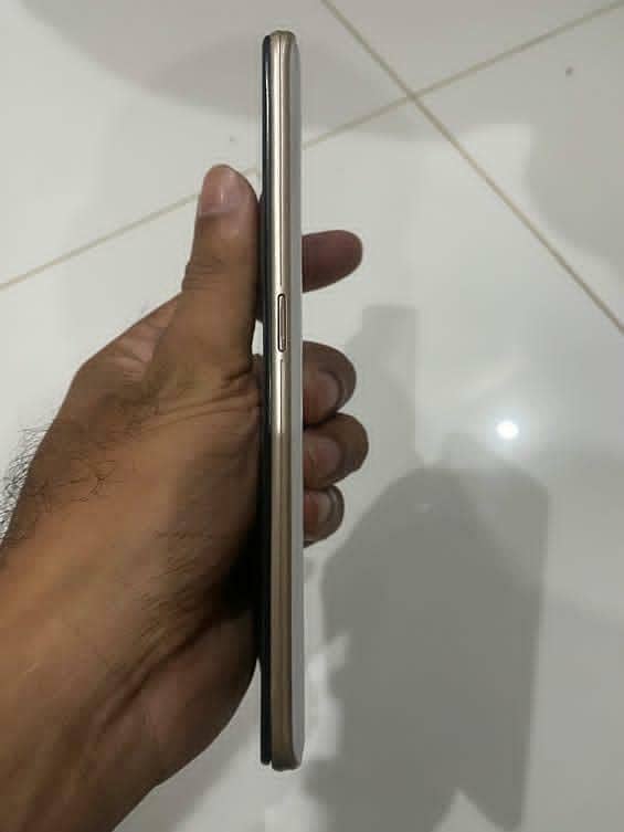 OPPO A5 8