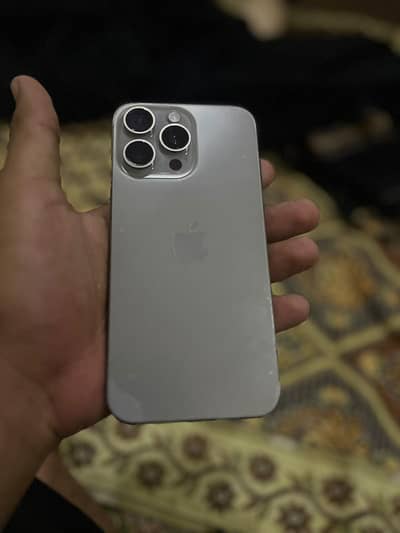 Apple iPhone 15 Pro Max 85 battery  10/10